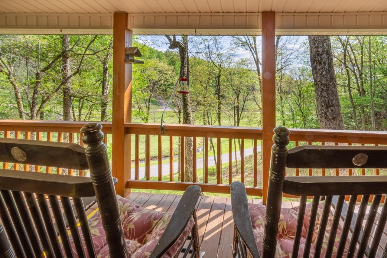 Heaven On The Hill Villa Franklin Bagian luar foto